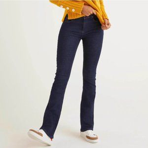 Boden Mary Lebone Slim Bootcut Jeans in Indigo